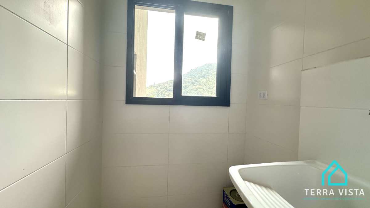 - Apartamento à venda com 3 dormitórios no centro de Ubatuba SP