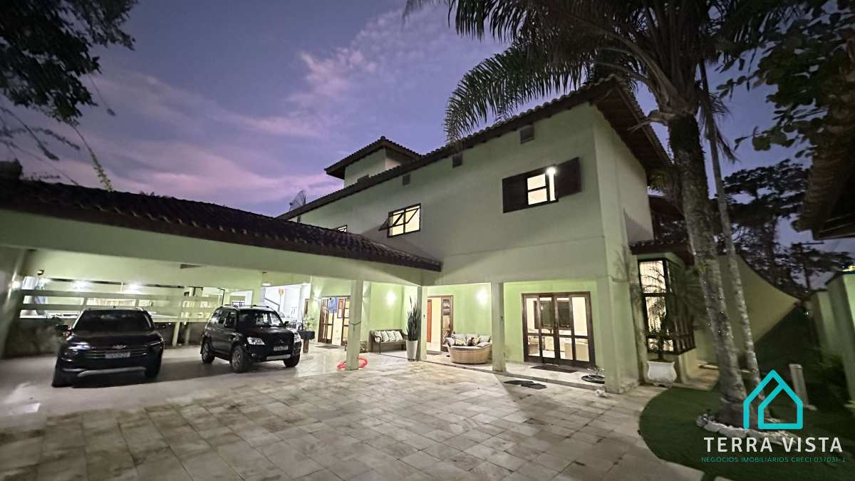 Casa à venda com 4 quartos, 471m² - Enseada,Ubatuba