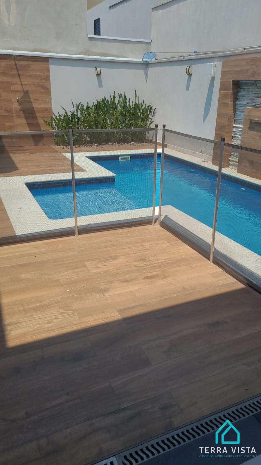  - Casa de condomínio à venda em Taubaté, Residencial Ouroville, com 3 quartos, 255m²