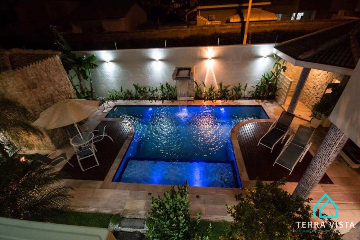 Casa de condomínio à venda com 4 quartos, 561m² - Conde II Versalles,Tremembé