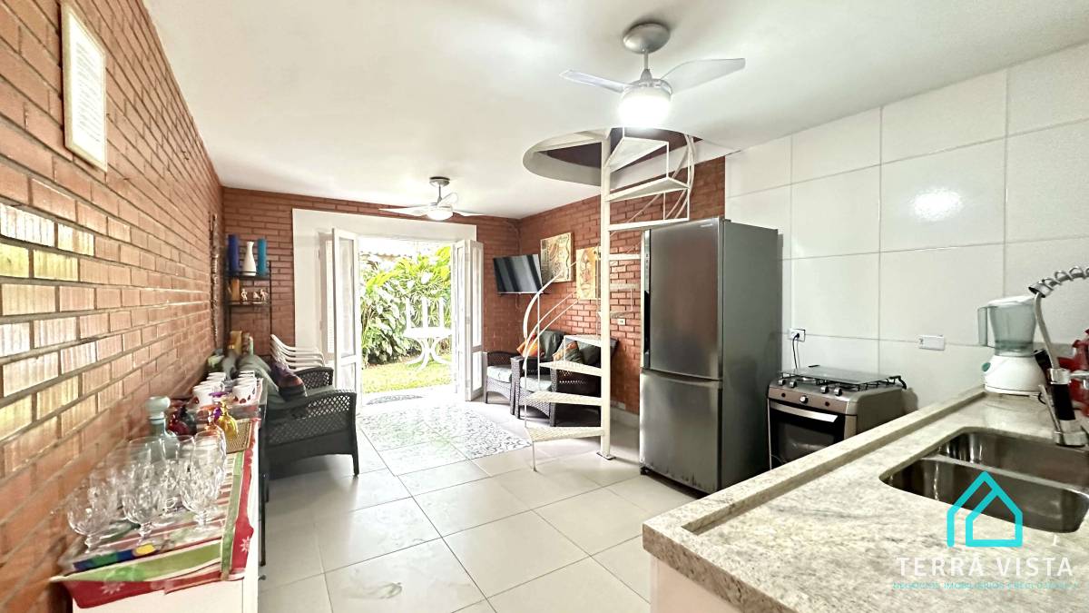  - Duplex a venda com 2 dormitórios na Praia Grande Ubatuba SP