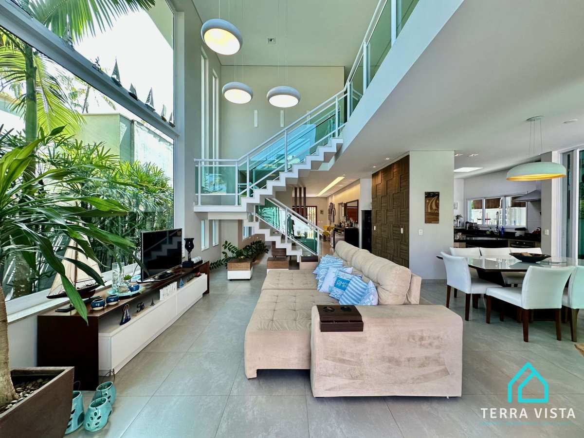  - Linda casa a venda com 5 suítes em condomínio fechado na Praia da Lagoinha Ubatuba SP