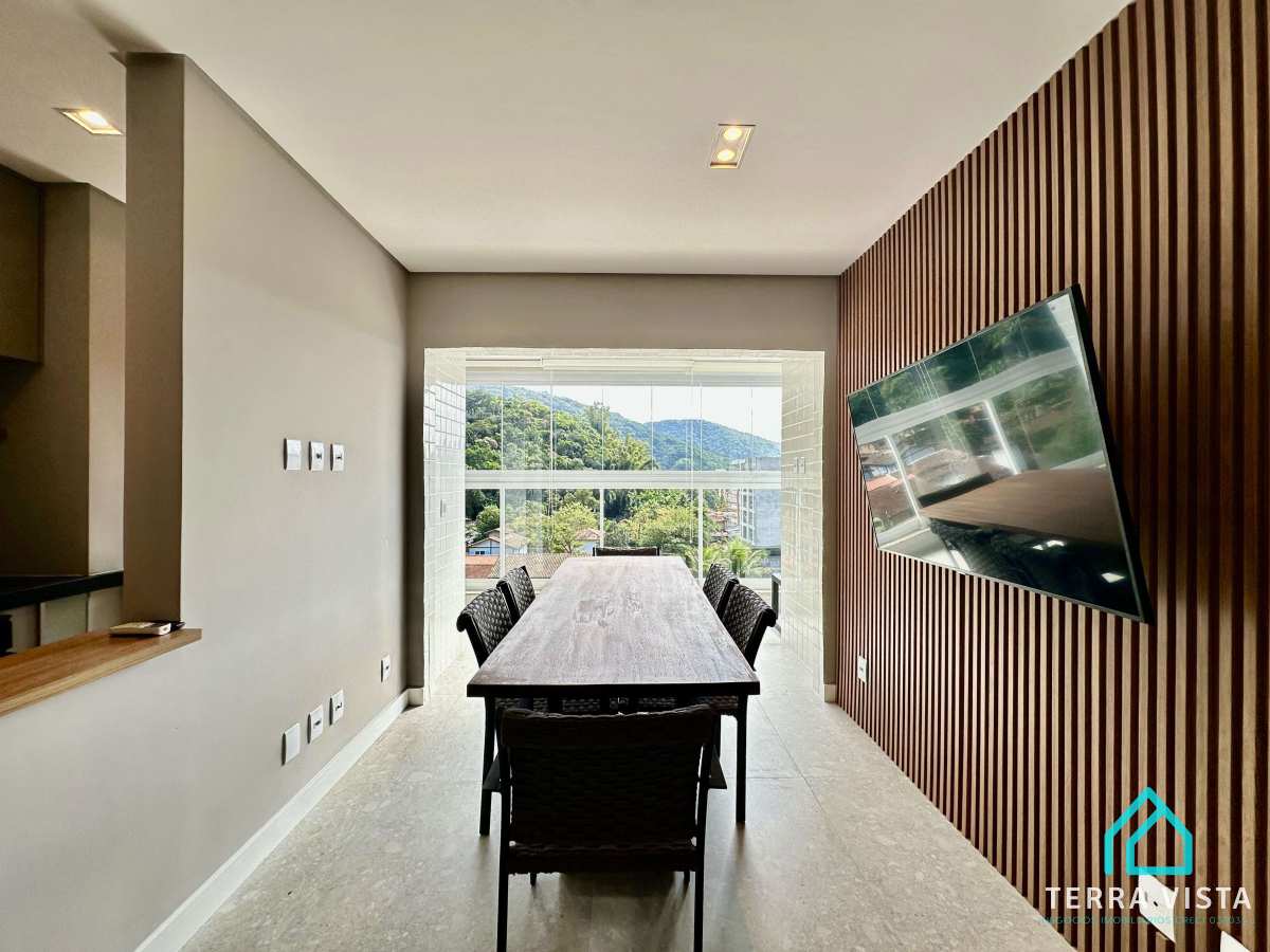 Apartamento à venda com 2 quartos, 70m² - Toninhas,