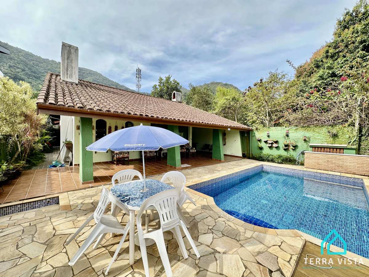 Casa à venda com 5 quartos, 216m² - Lázaro,Ubatuba