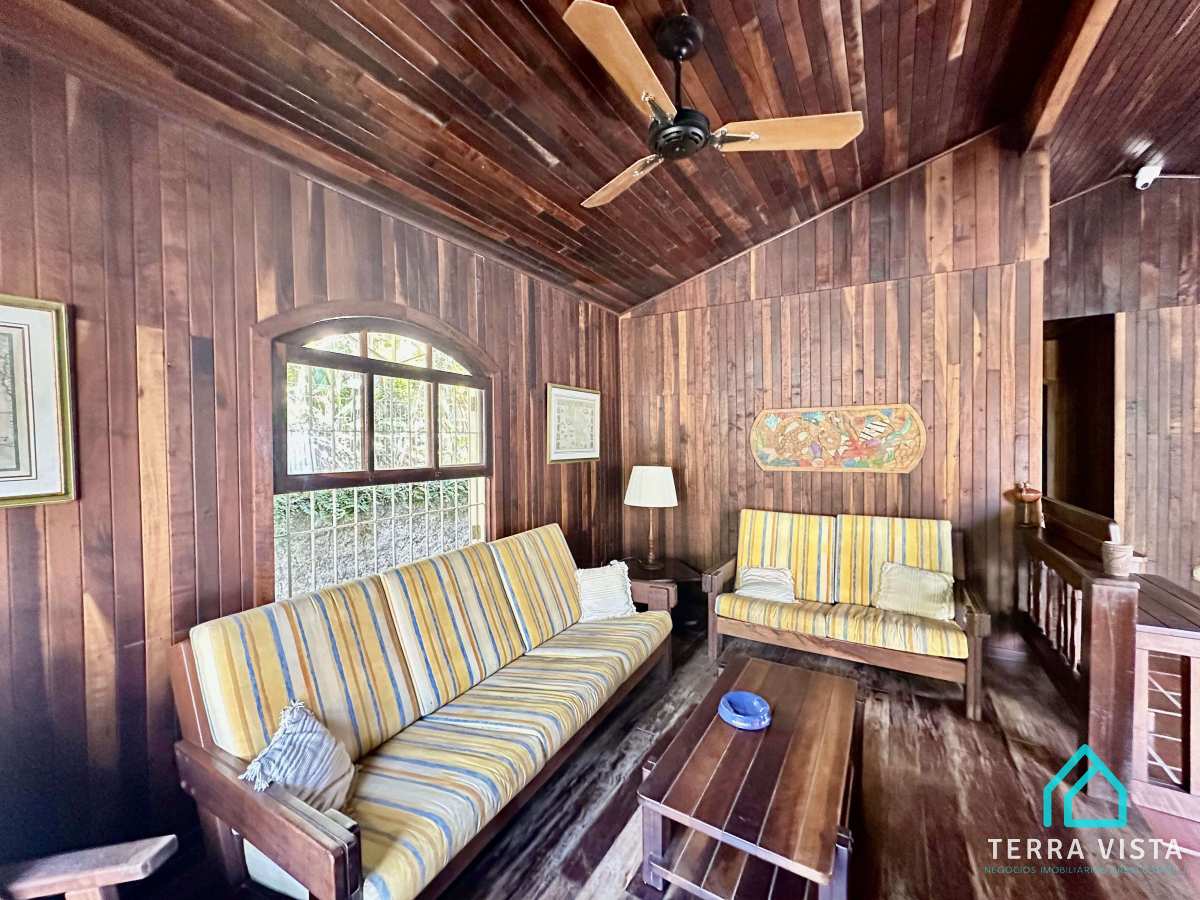 Casa à venda com 3 quartos, 170m² - Enseada,Ubatuba